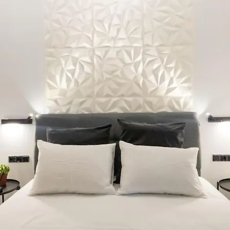 Begonia Suite - 5 Min Drive To Piraeus Port Exterior foto